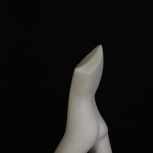 JP_Stepping_in_bianco